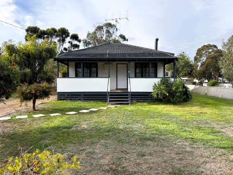 5 Andover Street, Katanning
