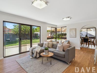17 Talbot Drive, Kingsley WA 6026