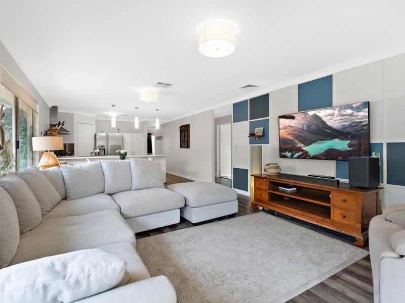 35 Furnivall Parade, Baldivis