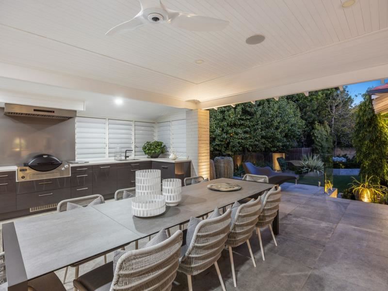 31 Duncraig Road, Applecross WA 6153