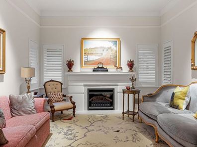 31 Duncraig Road, Applecross WA 6153