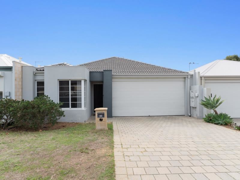 42 Dalvik Avenue, Merriwa WA 6030