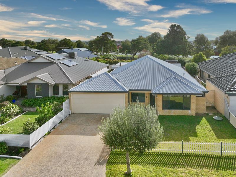 37 Oceanrunner Boulevard, Shoalwater