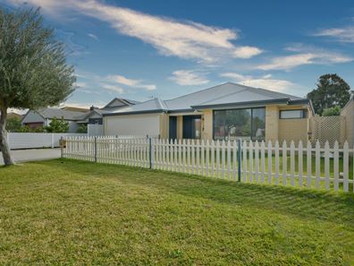 37 Oceanrunner Boulevard, Shoalwater WA 6169