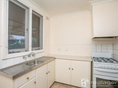 60 Sturtridge Road, Lockridge WA 6054