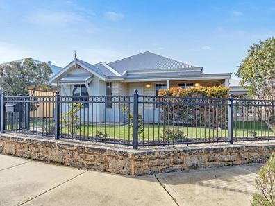 35 Santa Clara Crescent, Clarkson WA 6030