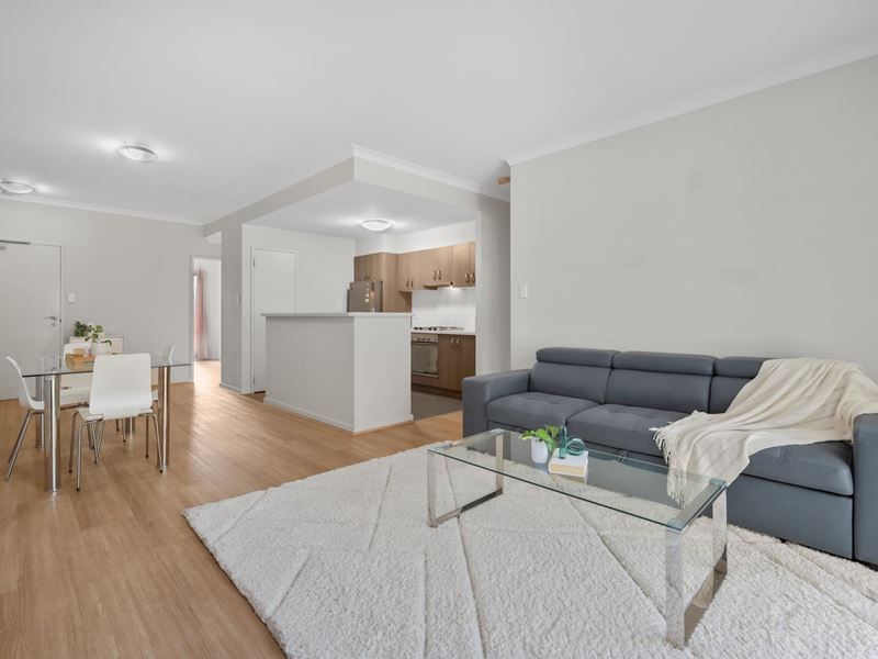 1/1 Ibera Way, Success WA 6164
