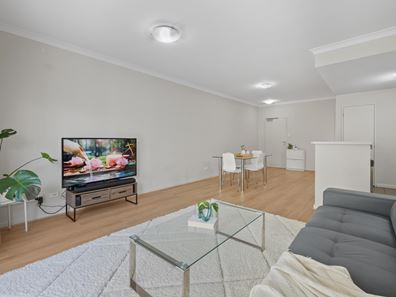 1/1 Ibera Way, Success WA 6164