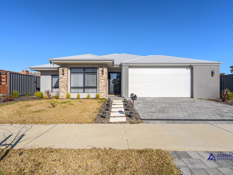 31 Hypatia Boulevard, Forrestdale