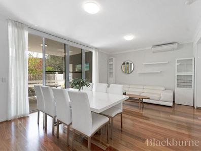 9/2 Wembley Court, Subiaco WA 6008
