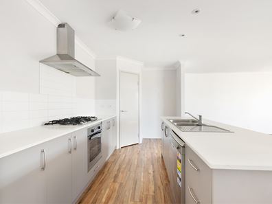 70 Ocean Queen Drive, Wandina WA 6530