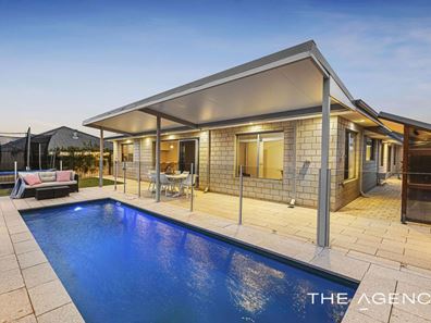 19 Majorelle Parkway, Aubin Grove WA 6164