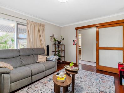 37A Appledore Street, Beckenham WA 6107
