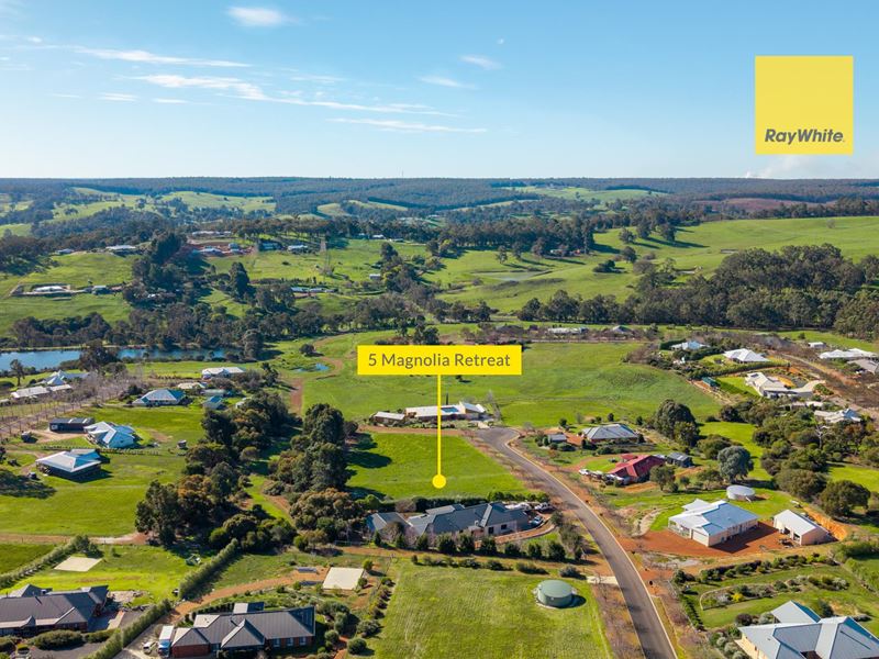 5 Magnolia Retreat, Kangaroo Gully