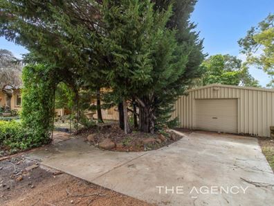 25 Sunset Crescent, Kalamunda WA 6076