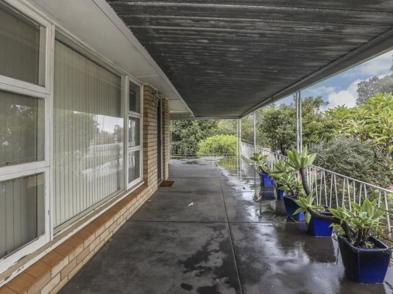 189 Canning Road, Kalamunda WA 6076