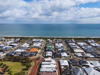 17 George Hibbert Road, Madora Bay WA 6210