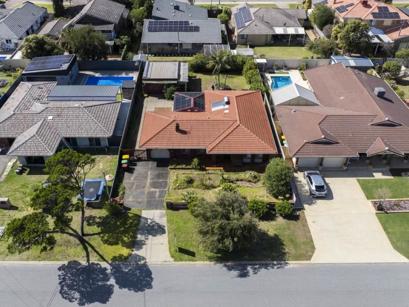 17 Owen Road, Safety Bay WA 6169