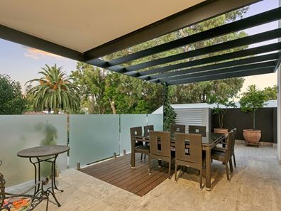 5B Stanhope Street, Cottesloe WA 6011
