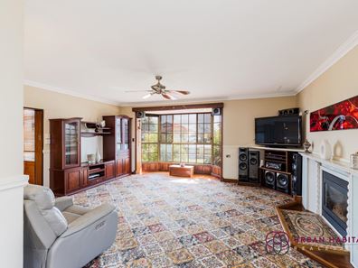 99 Rae Road, Safety Bay WA 6169