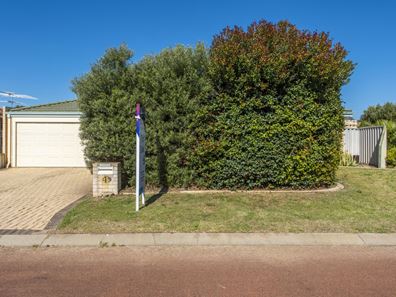 4 Prussian Lane, Warnbro WA 6169