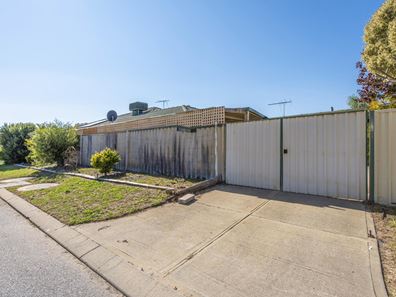 4 Prussian Lane, Warnbro WA 6169