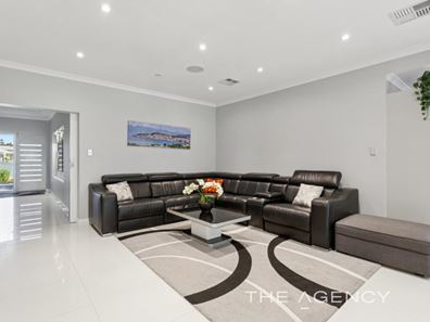 9 Versailles Turn, Landsdale WA 6065