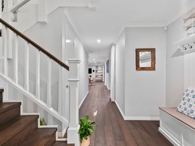 39 Lullworth Terrace, North Coogee WA 6163