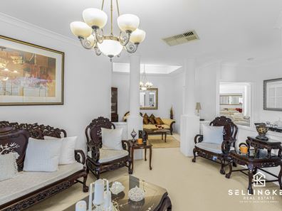 14 Comrie Road, Canning Vale WA 6155