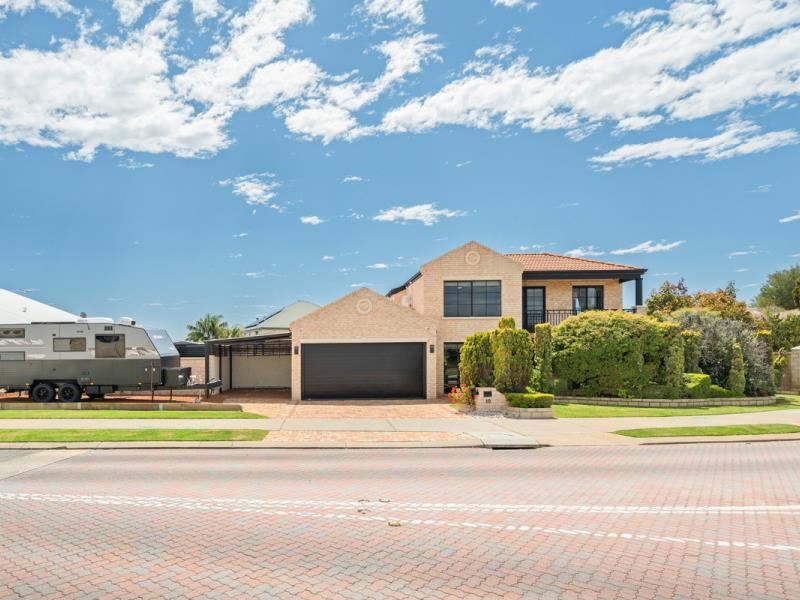 10 Santa Cruz Parkway, Secret Harbour