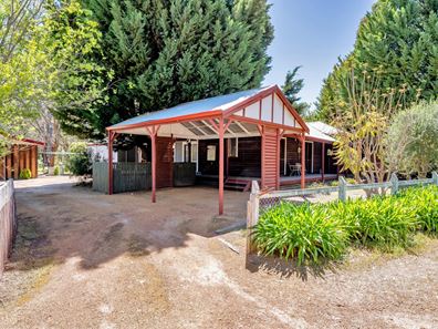 64 MARGINATA CRESCENT, Dwellingup WA 6213