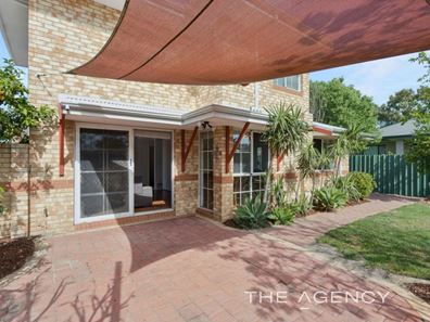 2/1 Cowan Street, Alfred Cove WA 6154