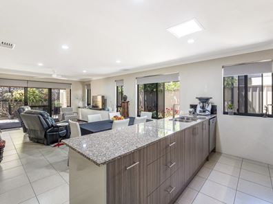 9 Cujong Road, Falcon WA 6210