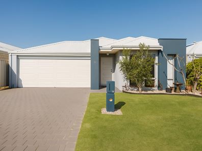 14 Waveski Street, Yanchep WA 6035
