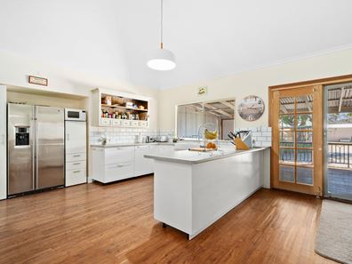 21 Yunderup Road, South Yunderup WA 6208