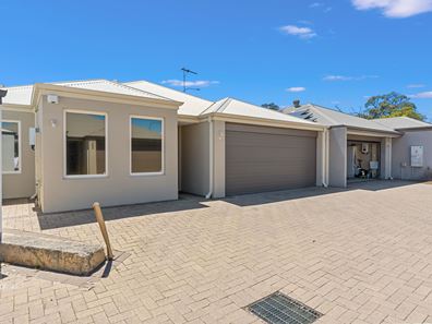 2/2 Marathon Loop, Madeley WA 6065