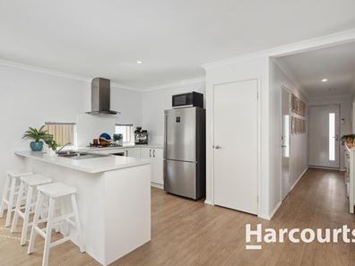 24 Brolo Street, Sinagra WA 6065