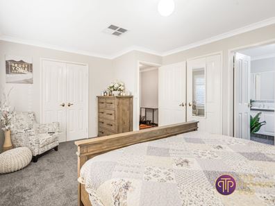 55 Sugarwood Drive, Thornlie WA 6108