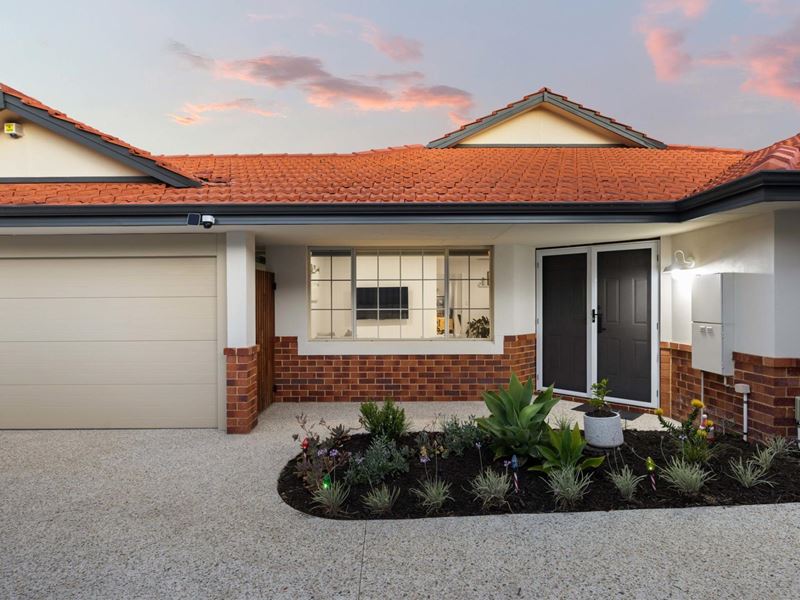 2/68 Edgecumbe Street, Como WA 6152