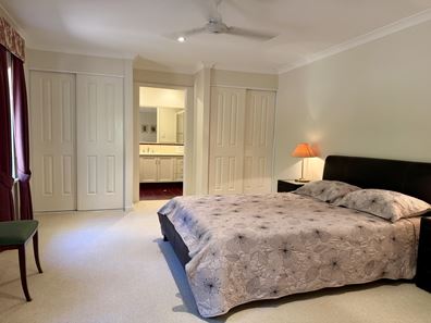 28 Lyons Road, Waroona WA 6215