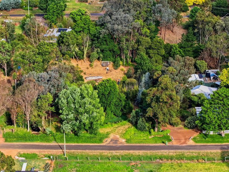 31 Roberts Street, Balingup