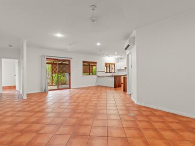 7 Whimbrel Street, Djugun WA 6725