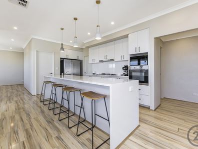 4 Woolibar Road, Golden Bay WA 6174