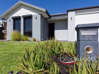 38 Mogumber Avenue, Midvale WA 6056