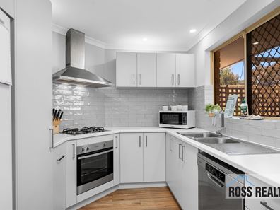 3 Pheasant Way, Ballajura WA 6066