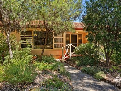 3 Carlisle Road, Kalamunda WA 6076