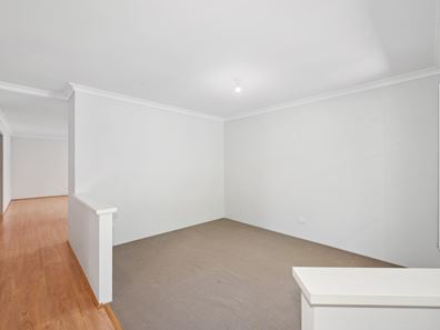 140 Amherst Road, Canning Vale WA 6155