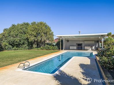 6 Plover Way, Kingsley WA 6026