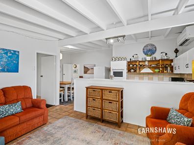 27 Evans Street, Mount Helena WA 6082