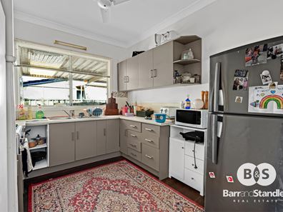 8 Balgore Way, Carey Park WA 6230